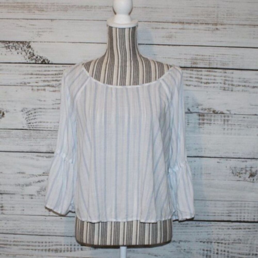 Hollister Cold Shoulder Bell Sleeve Blouse Size S